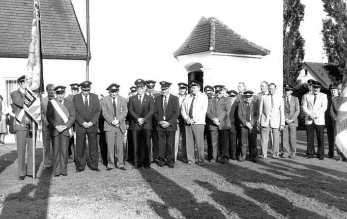 Untere Reihe von links: Georg Zimmermann, Johann Kuchenbauer, Roman Buxeder, Rupert Bauer, Kreisvorsitzender Albert Spitzner, Andreas Heindl, Anton Ziegler, Anton Greiner, Franz Christi, Simon Hampp, Wolfgang Elzer. Obere Reihe von links: Pius Gerum, Quirin Elzer, Martin Scheyer, Johann Kuhn, Johann Greisl, Johann Berchtold, Anton Mayer, Josef Scheyer, Franz Bauer, Johann Kiefer, Albert Jung, Vertreter BKV, Johann Falch